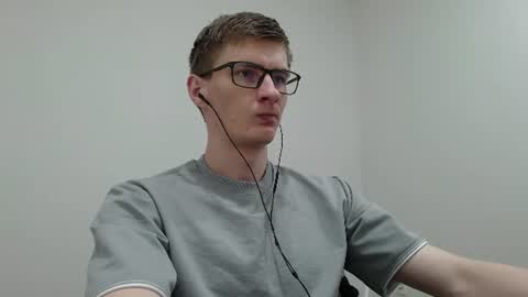 Snapshot of ray_booy chatting on 07-22-26, 07:33 Ray Booy online show from 07-22-26, 07:33