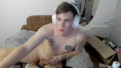 Snapshot of ray_hill chatting on 11-13-25, 10:41 Ray online show from 11-13-25, 10:41