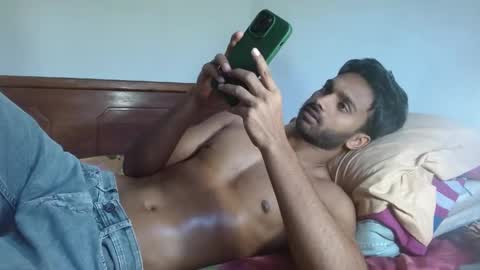 eyan online show from 04-23-26, 03:41