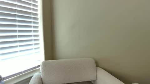 RayBabe online show from 04-28-26, 08:03