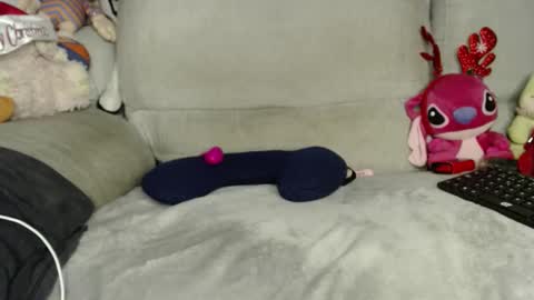 Ray  online show from 12-17-25, 10:32