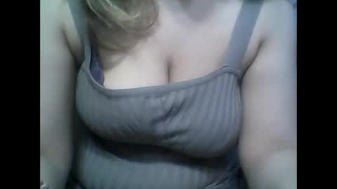 Snapshot of rayday_ chatting on 12-20-24, 08:28 rayday_ online show from 12-20-24, 08:28