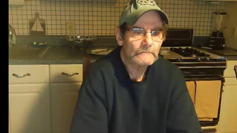 Ray online show from 02-03-25, 09:19