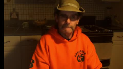 Ray online show from 11-11-25, 10:32