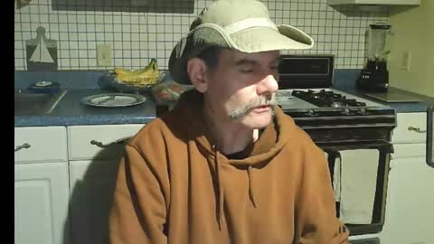 Ray online show from 11-27-25, 10:06