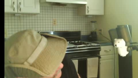 Ray online show from 04-27-26, 06:17