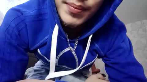 Snapshot of raymartino chatting on 02-15-25, 08:22 RayMartino online show from 02-15-25, 08:22