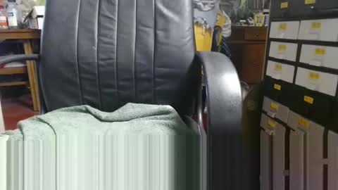 Ray online show from 12-18-24, 06:46