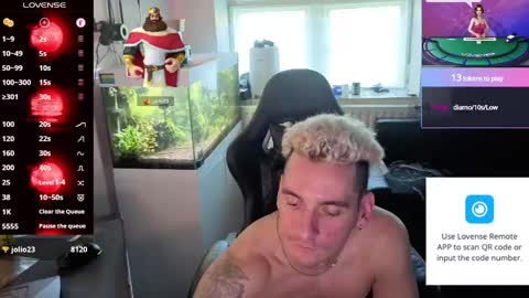 Rayzel White online show from 05-24-26, 06:02