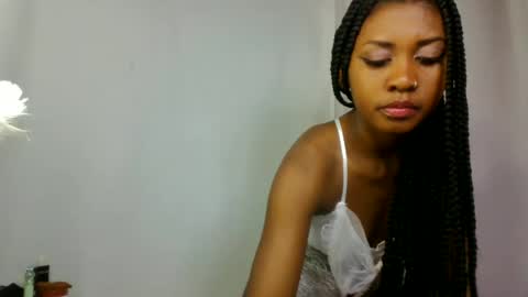 razafindrasoa online show from 07-05-26, 07:43