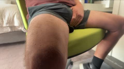 readwithjordanv online show from 04-22-26, 12:57