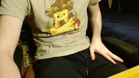 Scrappy Coco online show from 04-21-26, 01:42