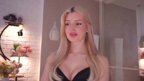 Grace online show from 04-22-26, 06:49