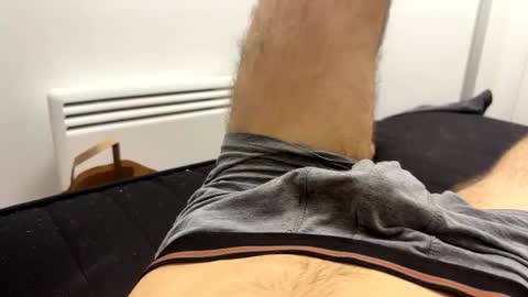 Snapshot of realpaddy chatting on 12-23-25, 02:20 realpaddy online show from 12-23-25, 02:20