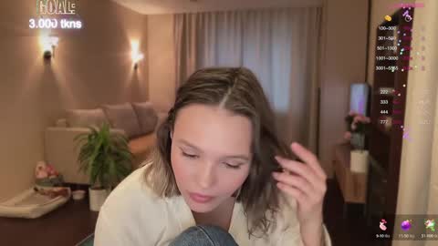 Snapshot of realsupermichael chatting on 12-07-24, 11:18 AliceEve online show from 12-07-24, 11:18