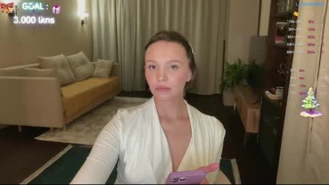 Snapshot of realsupermichael chatting on 12-20-24, 10:00 AliceEve online show from 12-20-24, 10:00