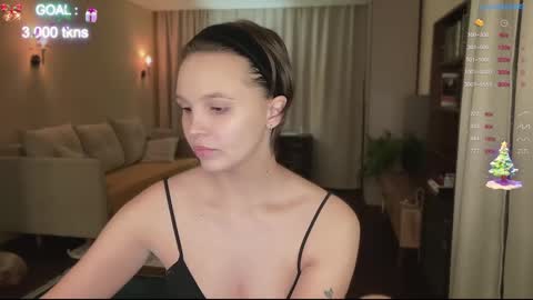 Snapshot of realsupermichael chatting on 12-26-24, 06:12 AliceEve online show from 12-26-24, 06:12