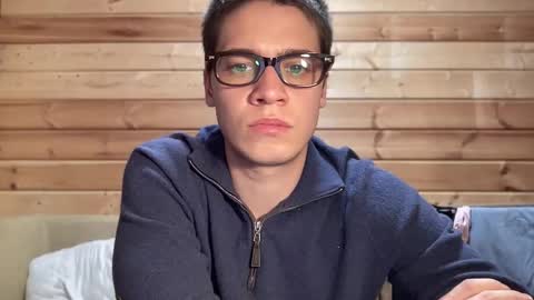 Snapshot of realsupermichael chatting on 01-05-26, 06:11 AliceEve online show from 01-05-26, 06:11