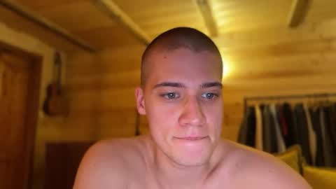 Snapshot of realsupermichael chatting on 02-11-26, 07:19 AliceEve online show from 02-11-26, 07:19