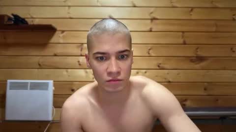 Snapshot of realsupermichael chatting on 02-28-26, 04:02 AliceEve online show from 02-28-26, 04:02