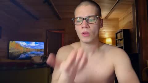 Snapshot of realsupermichael chatting on 03-14-26, 05:40 AliceEve online show from 03-14-26, 05:40