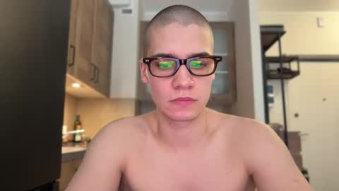 AliceEve online show from 04-19-26, 09:30