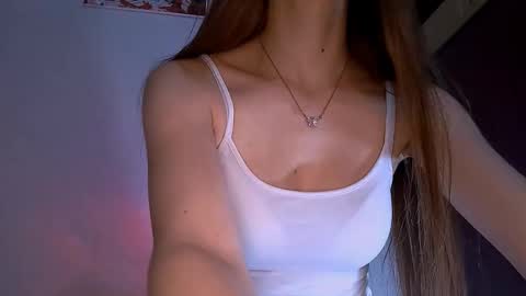 Snapshot of reavoran chatting on 12-02-25, 04:13 Amanda online show from 12-02-25, 04:13