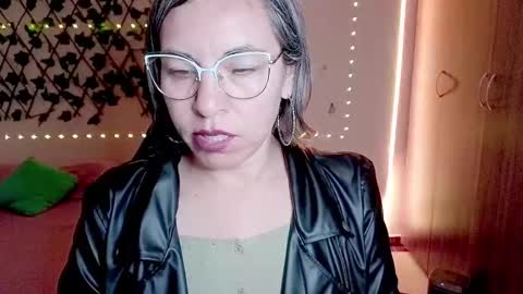 Rebbeca online show from 11-27-25, 09:50