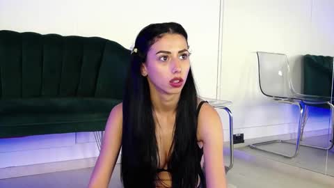 Snapshot of rebbeccaray chatting on 11-26-25, 08:10 rebbeccaray online show from 11-26-25, 08:10