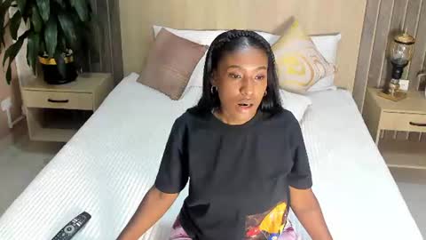 Snapshot of rebeca_cortez1 chatting on 06-23-26, 08:40 I invite you to my birthday on November 3th online show from 06-23-26, 08:40