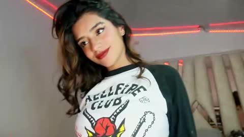 Snapshot of rebeca_cortez55 chatting on 03-22-26, 03:32 Rebecca online show from 03-22-26, 03:32