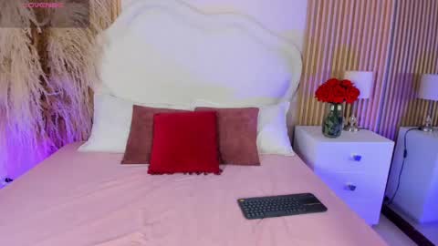 Snapshot of rebeca_taylor_ chatting on 05-10-26, 12:10 rebeca_taylor_ online show from 05-10-26, 12:10