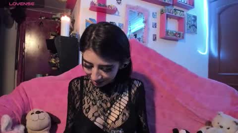 Snapshot of rebecahart chatting on 03-18-26, 04:59 Rebecca online show from 03-18-26, 04:59