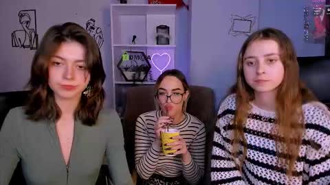 rebecca_smile_ online show from 01-16-26, 08:24