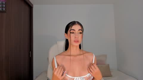 Rebecca online show from 01-30-25, 01:44