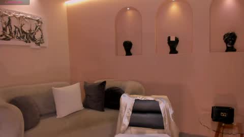 Snapshot of rebeccawestx chatting on 04-08-26, 04:12 Rebecca West online show from 04-08-26, 04:12