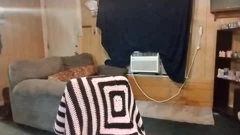 rebeckaloves online show from 10-04-25, 09:29