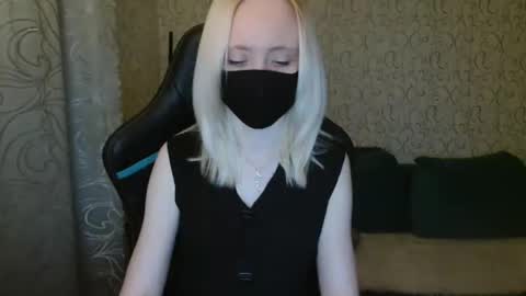 Snapshot of rebesaolset chatting on 01-14-25, 03:57 RebesaOlset online show from 01-14-25, 03:57