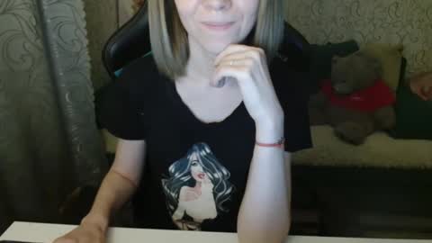 Snapshot of rebesaolset chatting on 09-29-25, 04:23 RebesaOlset online show from 09-29-25, 04:23