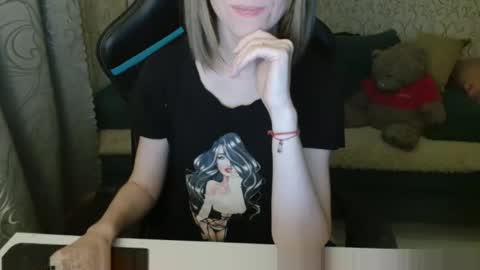 Snapshot of rebesaolset chatting on 10-04-25, 03:32 RebesaOlset online show from 10-04-25, 03:32