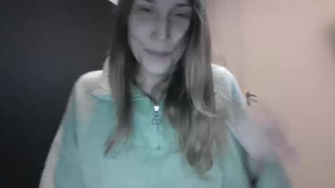 Keely KeKe Kiwi online show from 11-12-25, 02:23