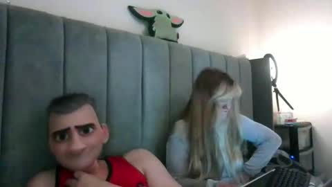 Snapshot of reca255 chatting on 12-20-25, 08:10 Angel and Demon online show from 12-20-25, 08:10