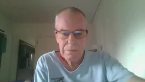 Rene online show from 12-14-25, 08:24