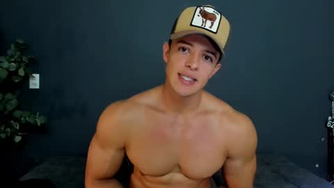 twitter REECET26 instagram RECCETAYLOR online show from 12-03-25, 01:46