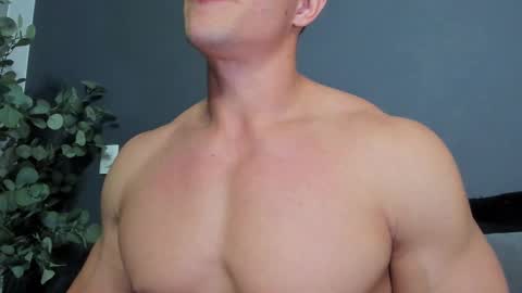 Snapshot of recce_taylor4 chatting on 01-14-26, 03:34 twitter REECET26 instagram RECCETAYLOR online show from 01-14-26, 03:34