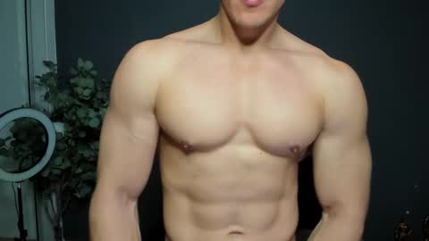 Snapshot of recce_taylor4 chatting on 03-05-26, 03:24 twitter REECET26 instagram RECCETAYLOR online show from 03-05-26, 03:24