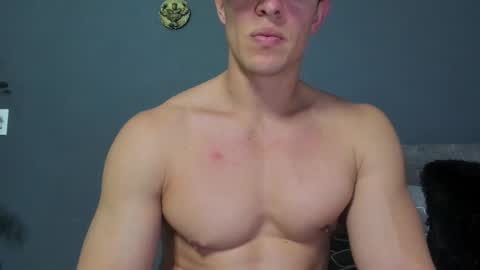 Snapshot of recce_taylor4 chatting on 03-09-26, 02:48 twitter REECET26 instagram RECCETAYLOR online show from 03-09-26, 02:48