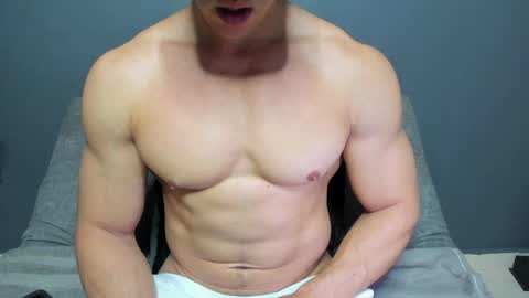 twitter REECET26 instagram RECCETAYLOR online show from 04-14-26, 03:45