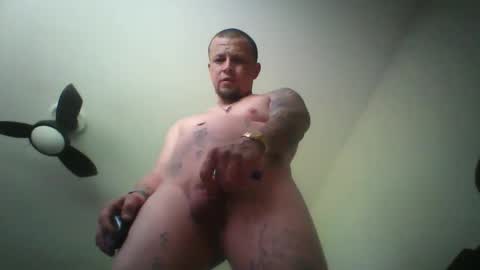 Snapshot of recka810 chatting on 04-04-26, 06:38 recka810 online show from 04-04-26, 06:38