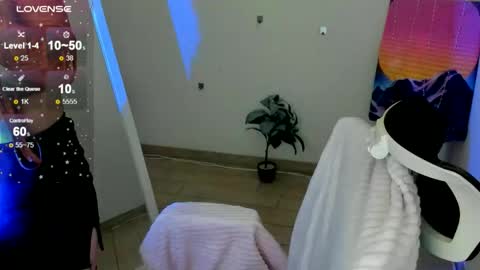 Bestie online show from 02-18-26, 02:02